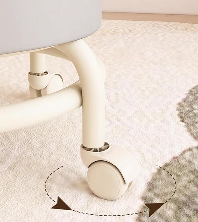 كرسي بعجلات صغير