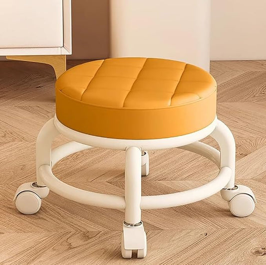 كرسي بعجلات صغير