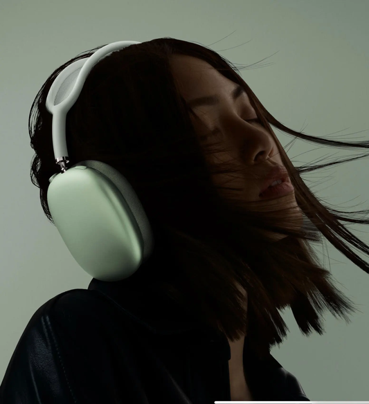 Airpods max headphone